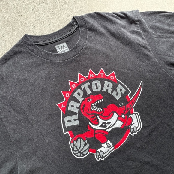 NBA Toronto Raptors Lowry T-Shirt - Picture 2 of 7